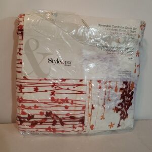 Style & Co. White Comforter Cover with Rust Floral Stripes